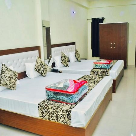 Awesome Home Stay Agra  Zewnętrze zdjęcie
