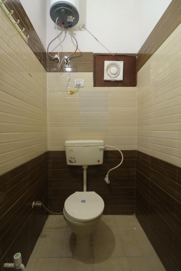 Awesome Home Stay Agra  Zewnętrze zdjęcie